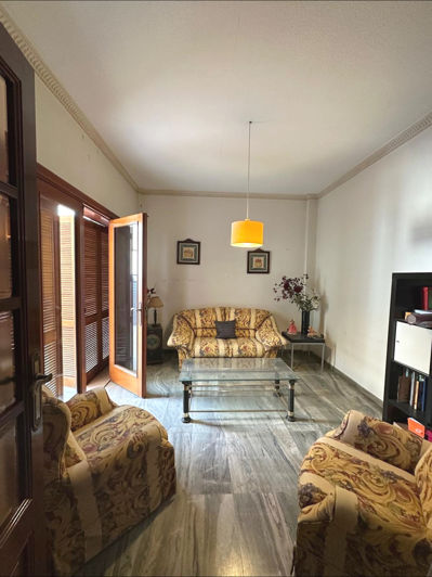 Image No.3-Maison de ville de 6 chambres à vendre à Novelda