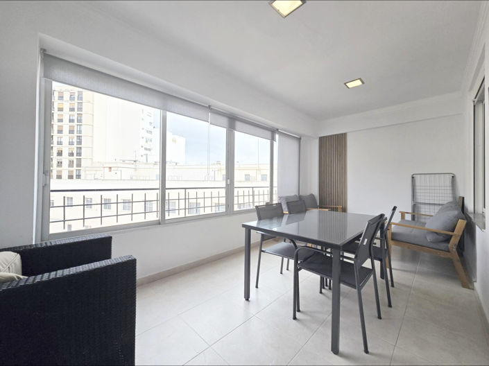 Image No.1-4 Bed Flat for sale