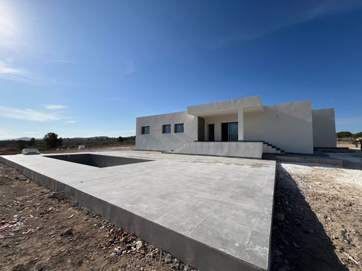 Image No.1-3 Bed Villa for sale