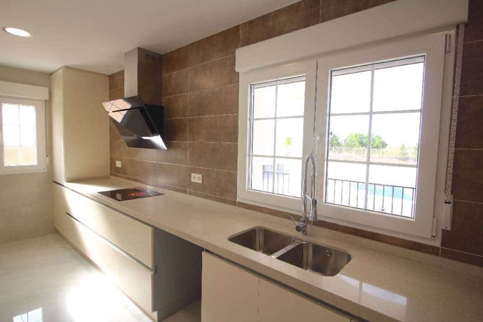 Image No.9-3 Bed Villa for sale