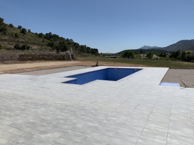 Image No.10-3 Bed Country House for sale