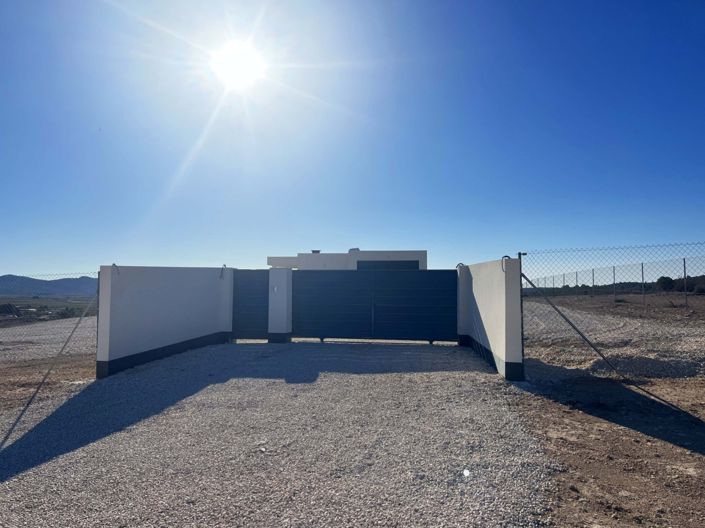 Image No.31-3 Bed Country House for sale