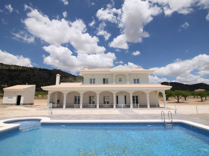 Image No.1-5 Bed Villa for sale
