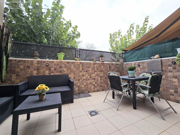 Image No.1-2 Bed Townhouse for sale