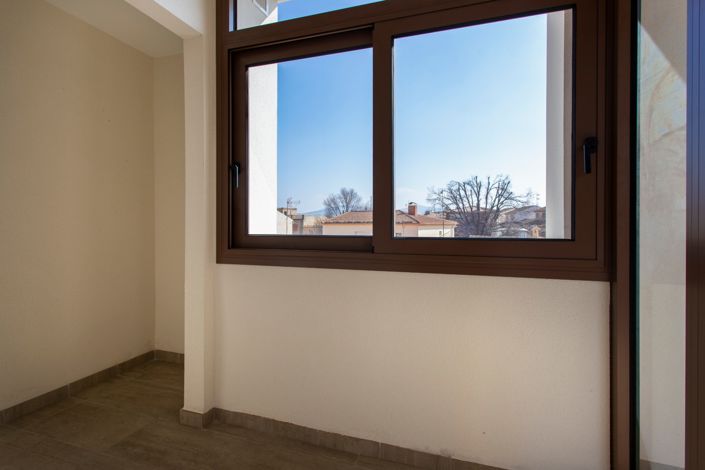 Image No.30-3 Bed Apartment for sale