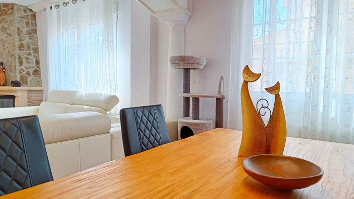 Image No.19-5 Bed Country House for sale