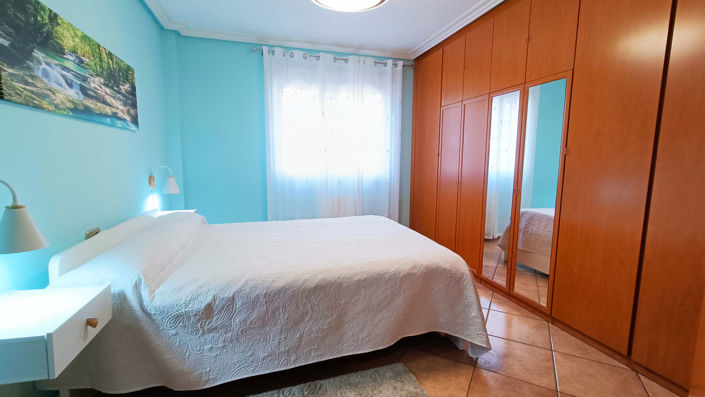 Image No.30-5 Bed Country House for sale