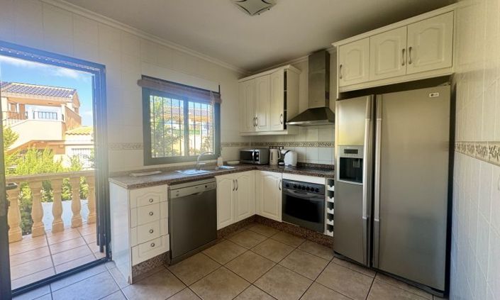 Image No.13-3 Bed Villa for sale