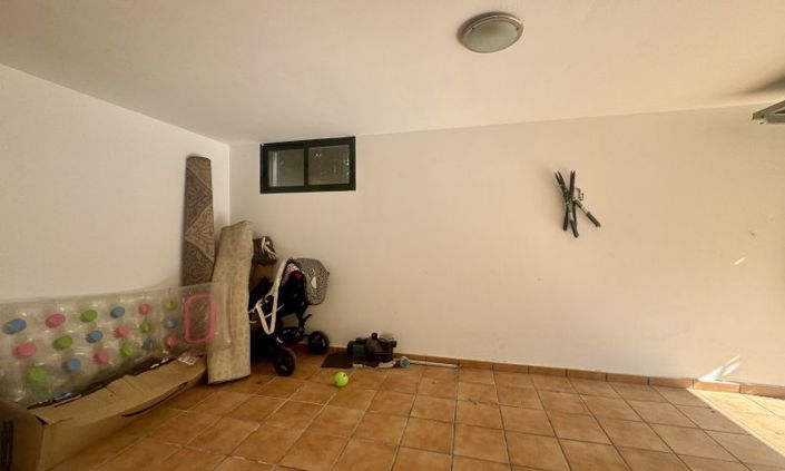 Image No.30-3 Bed Villa for sale