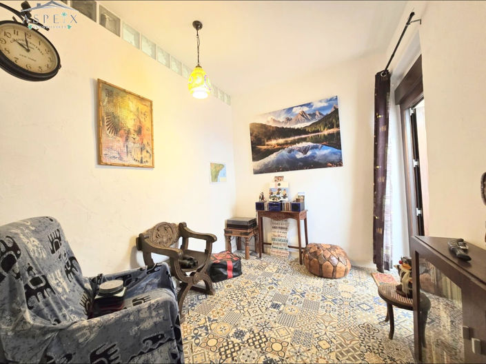 Image No.13-4 Bed Townhouse for sale