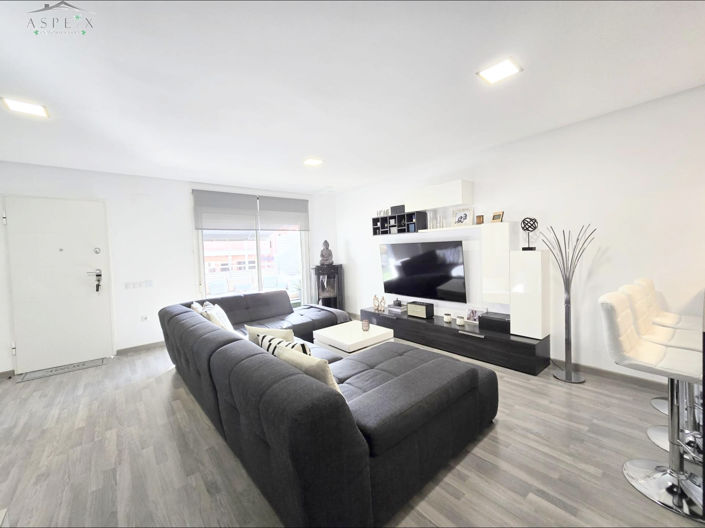 Image No.5-3 Bed Townhouse for sale