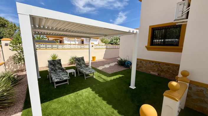 Image No.12-3 Bed Villa for sale