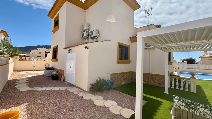 Image No.14-3 Bed Villa for sale