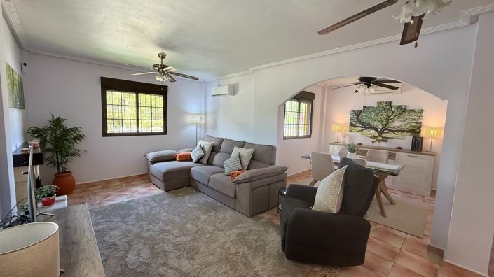 Image No.24-3 Bed Villa for sale