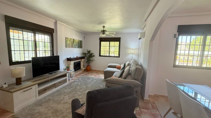 Image No.26-3 Bed Villa for sale