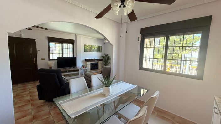 Image No.32-3 Bed Villa for sale