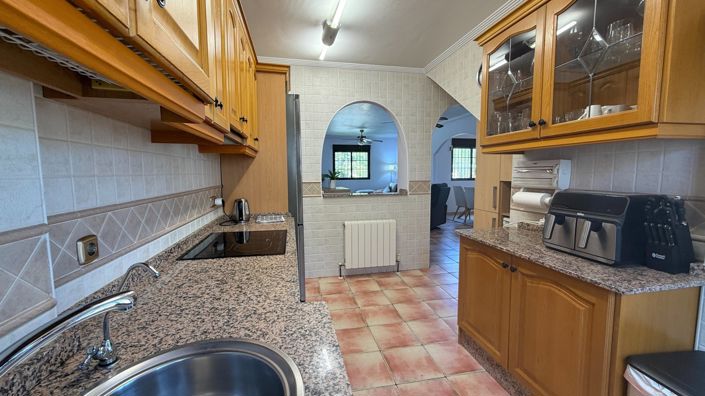 Image No.36-3 Bed Villa for sale