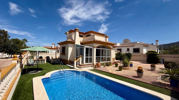 Image No.4-3 Bed Villa for sale