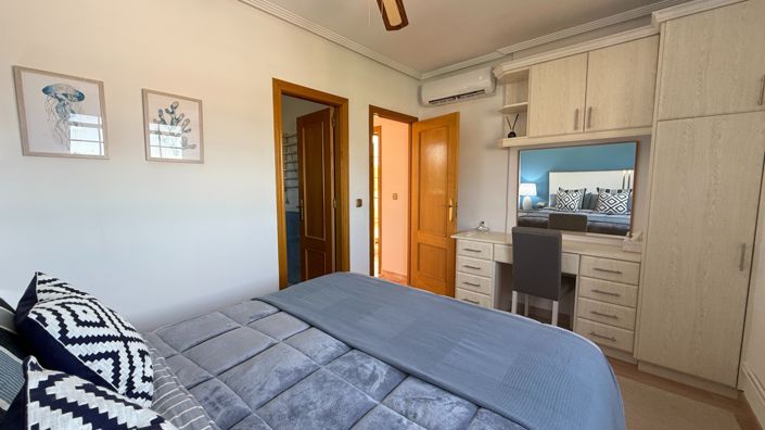 Image No.45-3 Bed Villa for sale