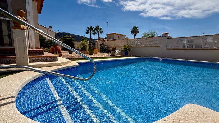 Image No.9-3 Bed Villa for sale