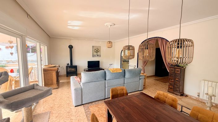 Image No.32-4 Bed Country House for sale