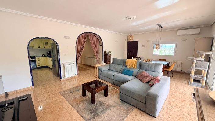 Image No.33-4 Bed Country House for sale