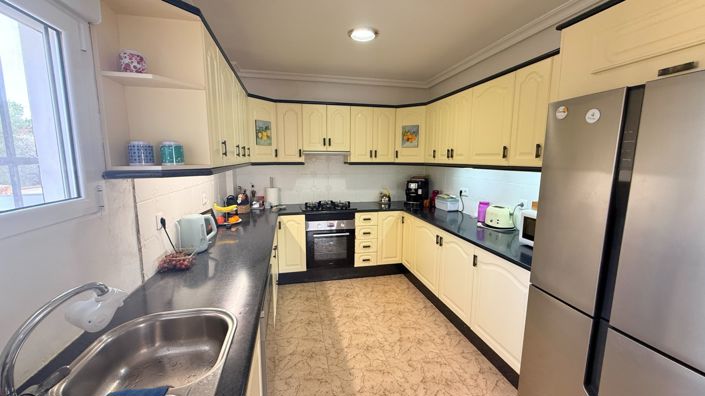 Image No.38-4 Bed Country House for sale