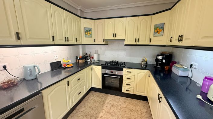 Image No.39-4 Bed Country House for sale