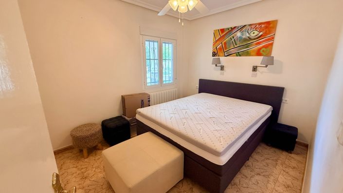 Image No.47-4 Bed Country House for sale