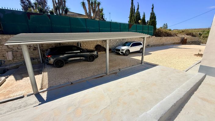 Image No.25-4 Bed Country House for sale