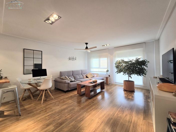 Image No.1-2 Bed Flat for sale