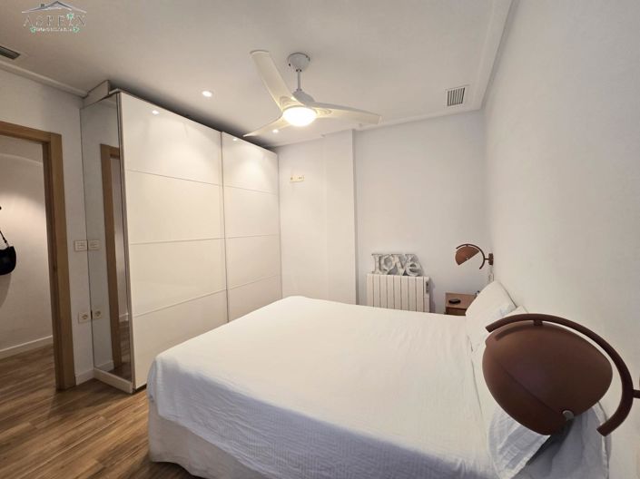 Image No.7-2 Bed Flat for sale