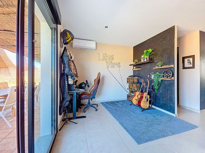 Image No.33-4 Bed Country House for sale