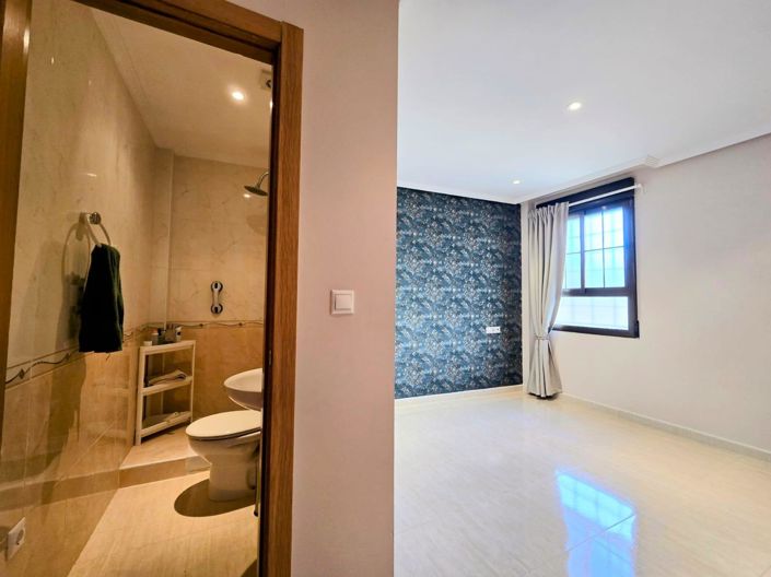 Image No.2-3 Bed Flat for sale