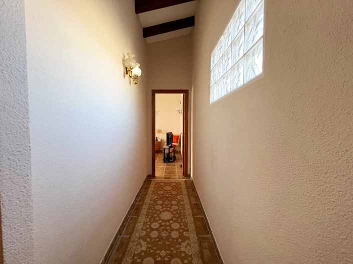 Image No.47-4 Bed Country House for sale