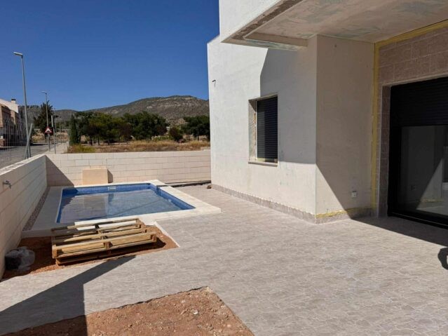 Image No.4-3 Bed Villa for sale