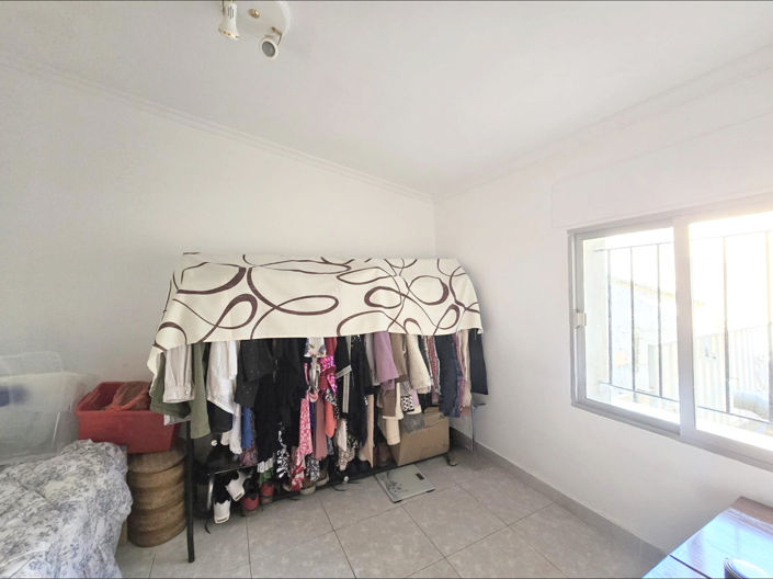 Image No.10-4 Bed Townhouse for sale