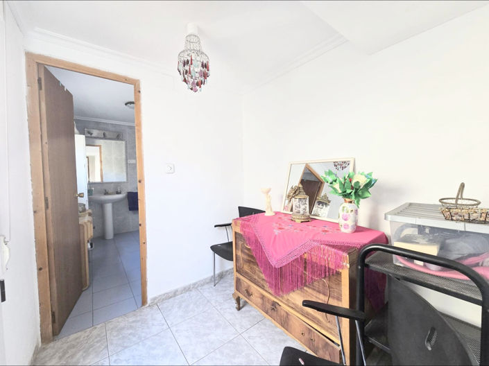 Image No.8-4 Bed Townhouse for sale