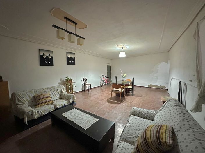 Image No.1-4 Bed Townhouse for sale