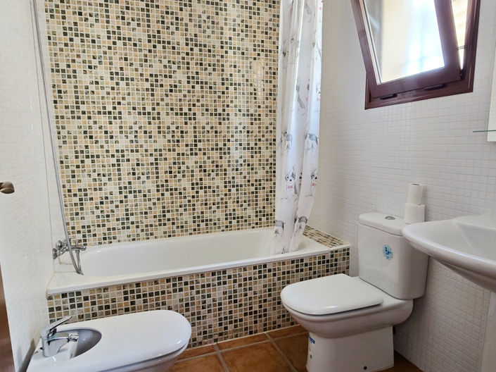 Image No.12-3 Bed Duplex for sale