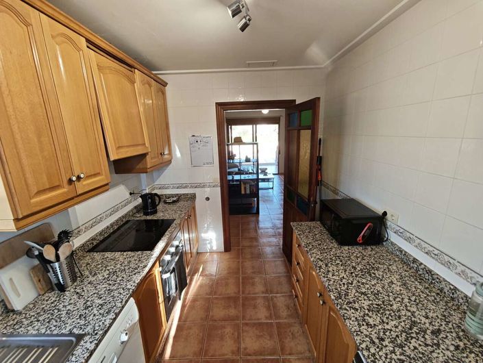 Image No.18-3 Bed Country House for sale