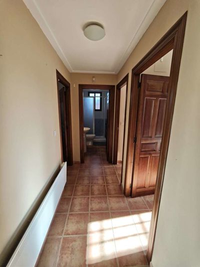 Image No.19-3 Bed Country House for sale