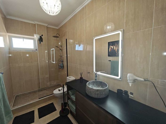 Image No.27-3 Bed Country House for sale