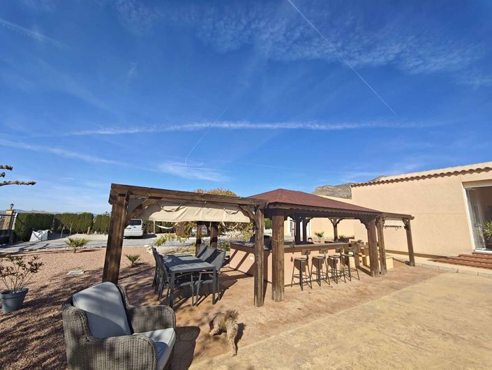 Image No.8-3 Bed Country House for sale