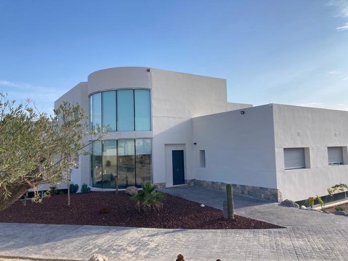 Image No.18-5 Bed Country House for sale