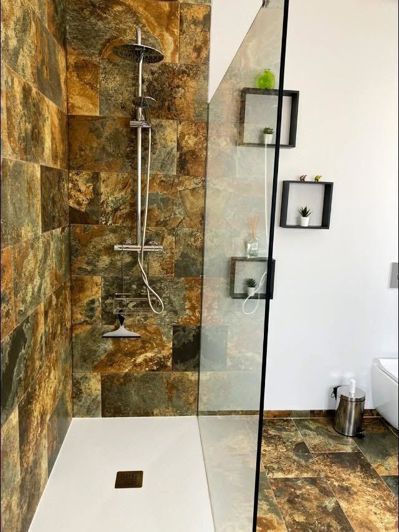 Image No.20-5 Bed Country House for sale