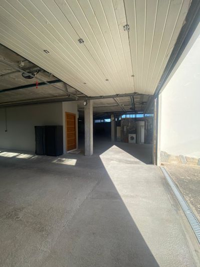 Image No.42-5 Bed Country House for sale