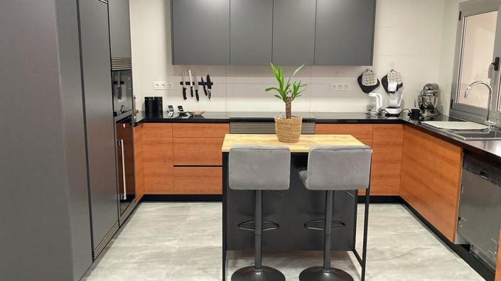 Image No.5-5 Bed Country House for sale