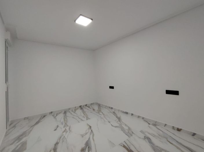 Image No.5-2 Bed Flat for sale