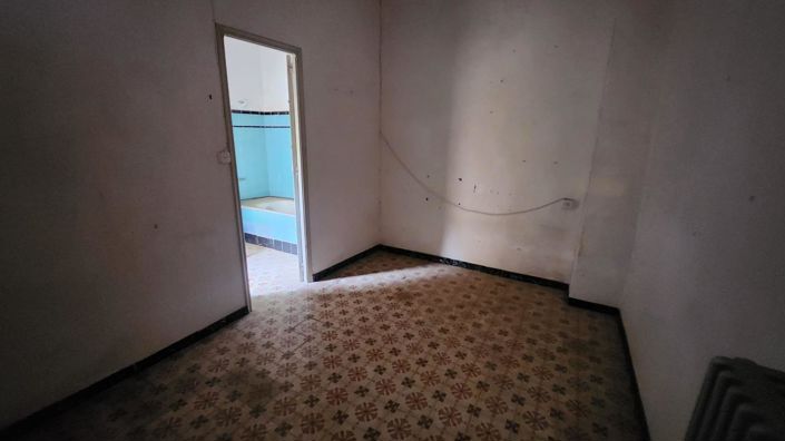 Image No.6-3 Bed Townhouse for sale